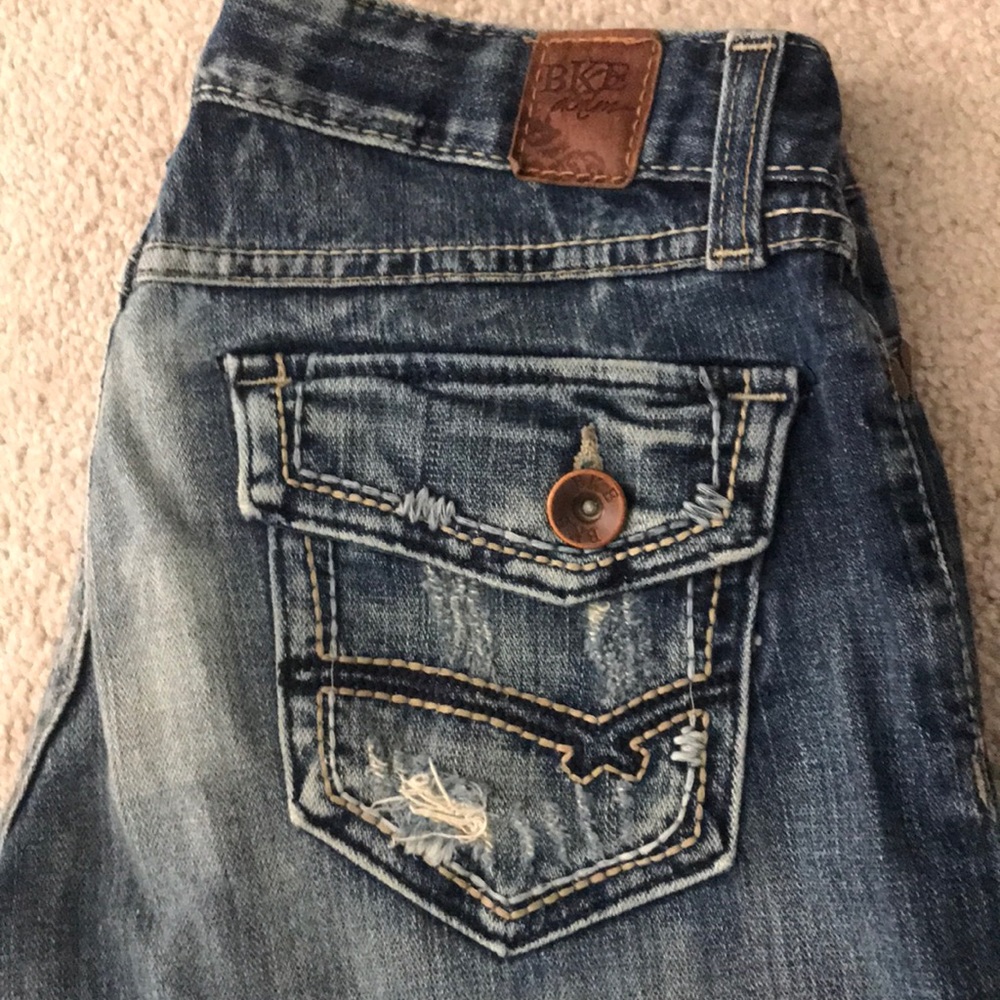 Jeans - Picture 2 of 4